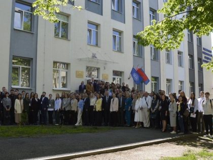 Участие в работе Республиканской школы молодых учёных «Наука – выбор будущего»