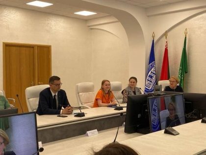 В Ботаническом саду прошел круглый стол о гендерных ролях и культуре общения